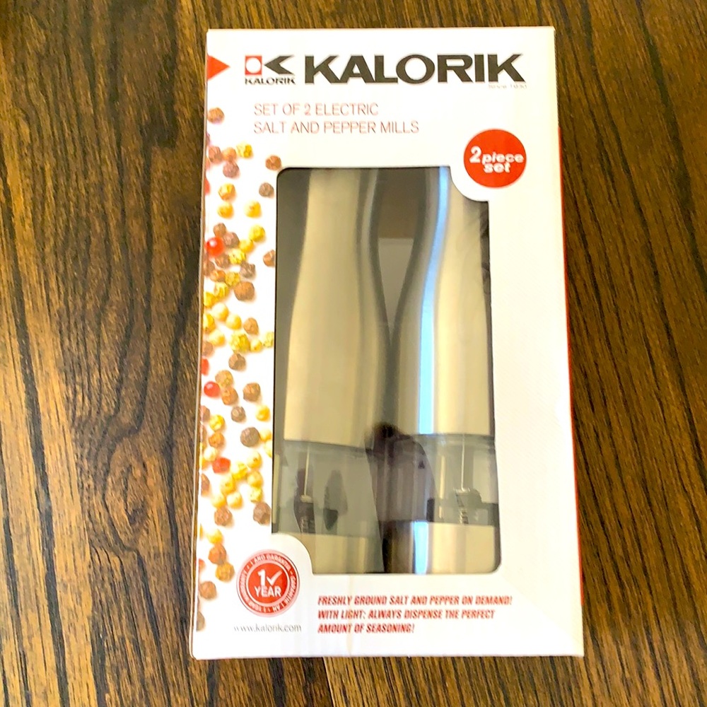 NWOT Salt and Pepper Mills Electric